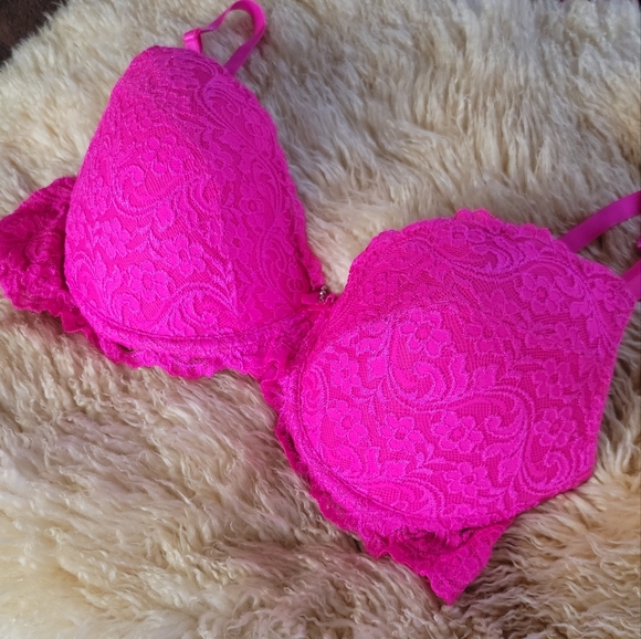 smart & sexy Other - Smart & Sexy Lacy Woman's Push-up Bra Size 40DD Color Hot Pink Used